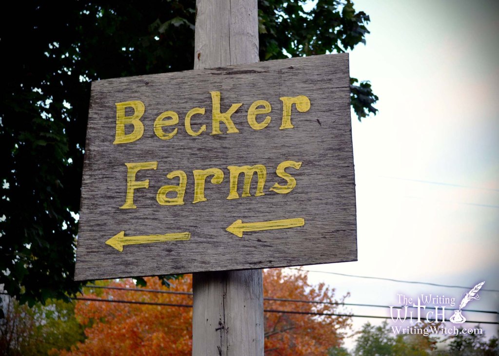 becker farms country sign
